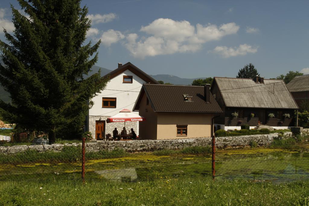 Отель House Drakulic Кореница Экстерьер фото