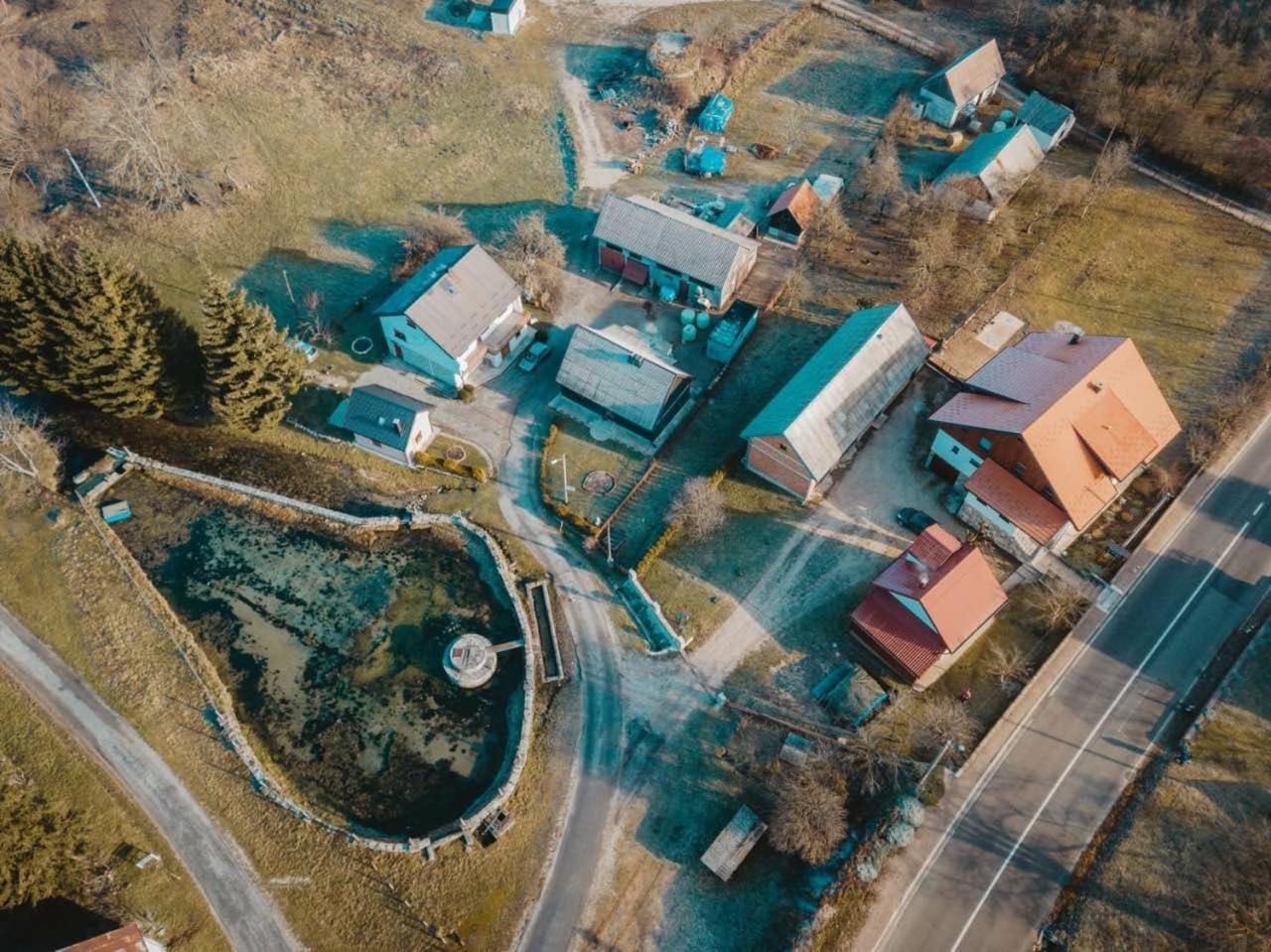 Отель House Drakulic Кореница Экстерьер фото
